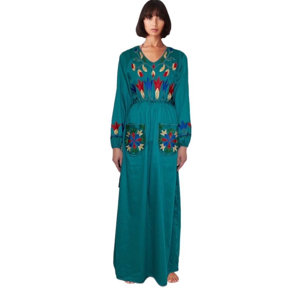 Vintage handmade green long sleeves dress from 1970s
Victoria cottage boho dress